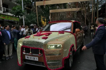 Anant Ambani's Barat- Dulhe ki car