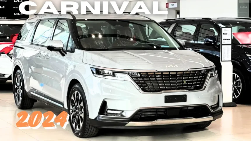 Inova जैसी गाड़ियों के शो रूम पर ताला लगवाने आ रही है Kia Carnival, इंटीरियर है शानदार