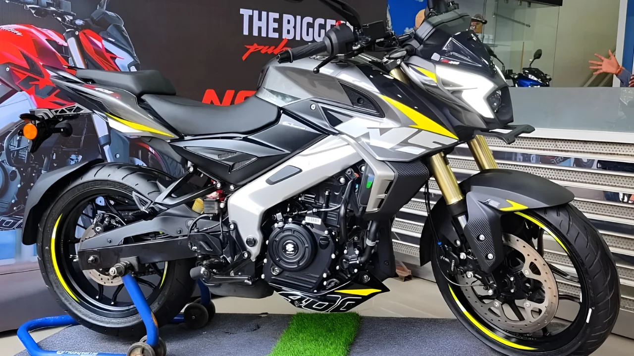 New Bajaj Pulsar NS400