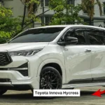 Toyota Innova Hycross