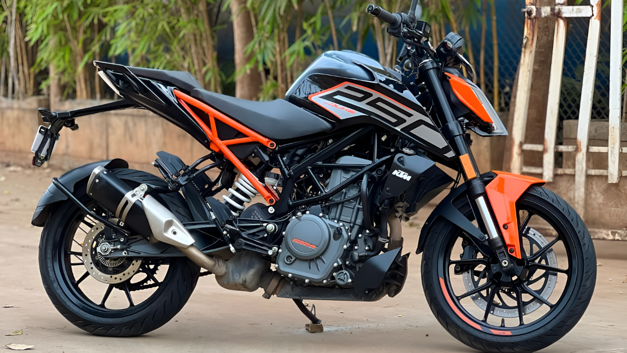 KTM Duke 250 price