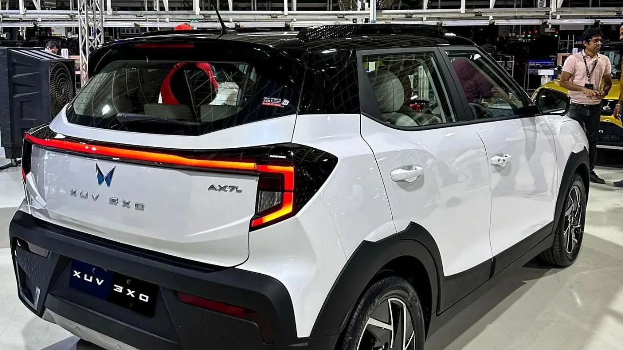 Mahindra XUV 3XO