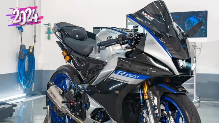 Yamaha R15M price