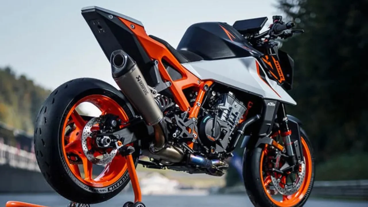 2025 अपकमिंग सुपर बाइक KTM 990 Duke R