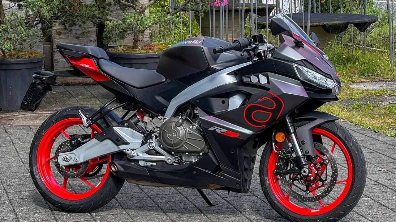 Aprilia RS457