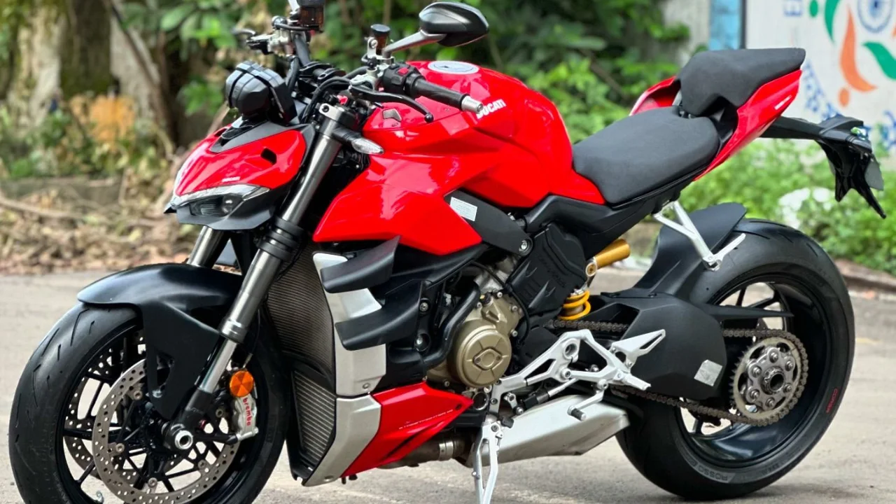 Ducati Streetfighter V4