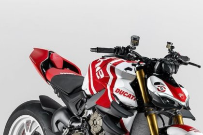 Ducati Streetfighter V4 Price in India (1)