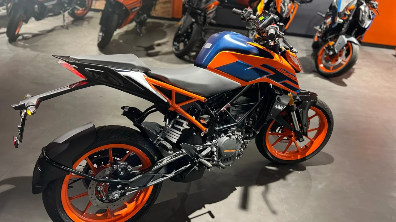 KTM Duke 200