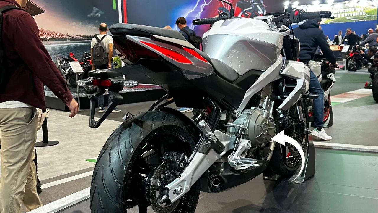 Aprilia Tuono 457