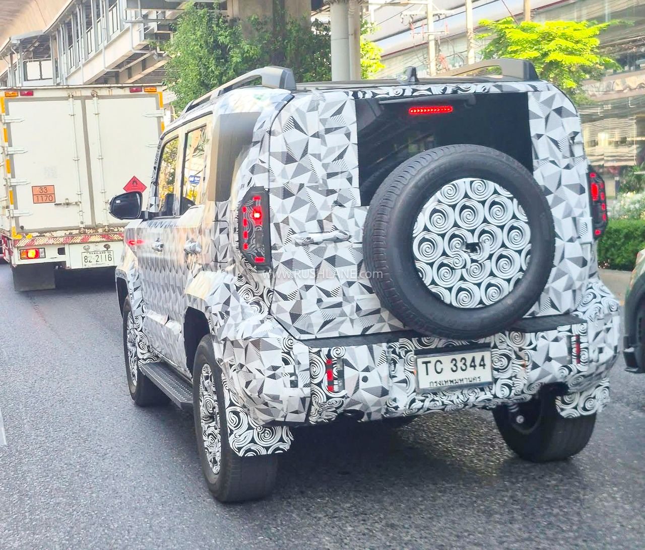 2027 Toyota Land Cruiser FJ spied