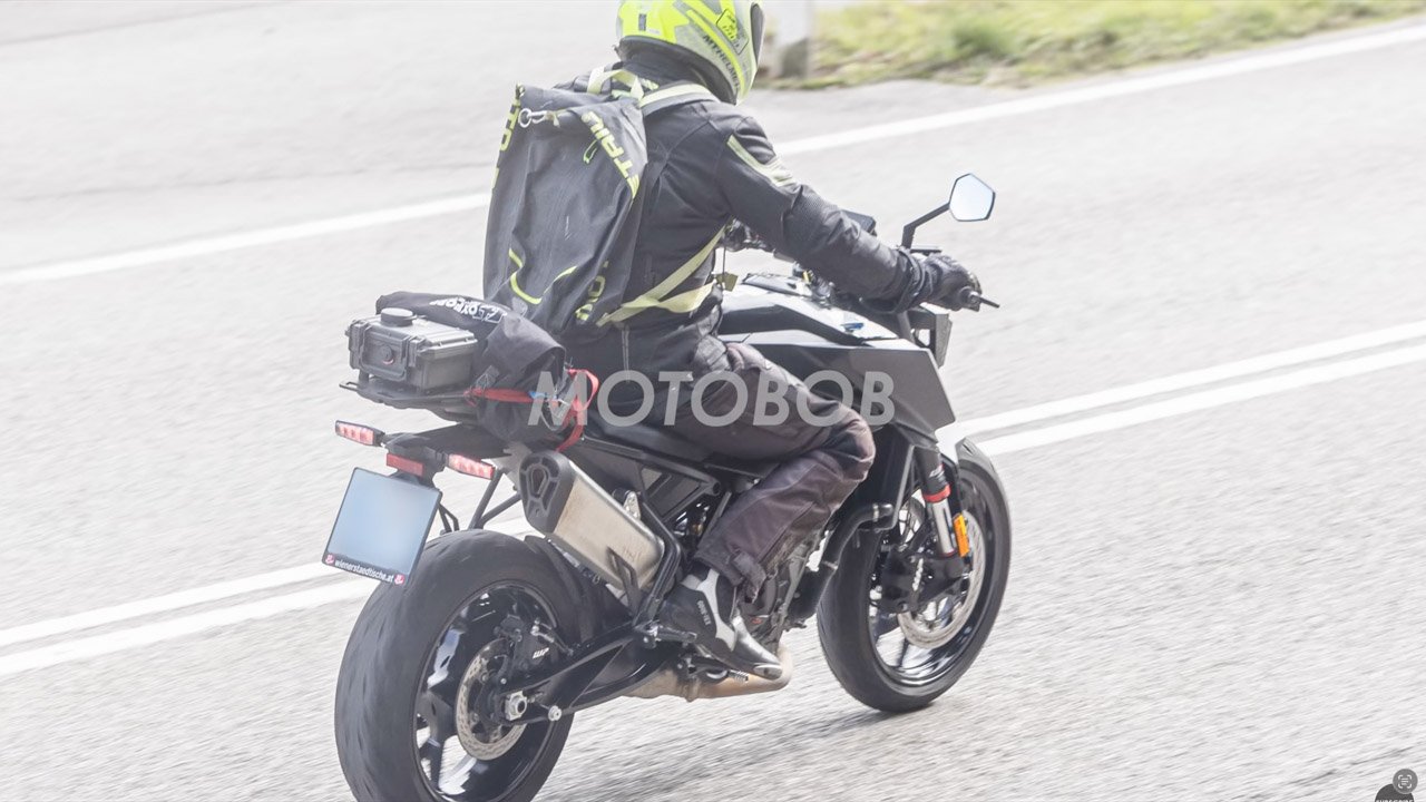 2026 KTM 790 Duke spotted testing