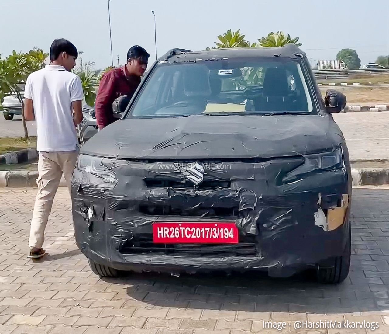 2026 Maruti Brezza spied - 6 speed manual