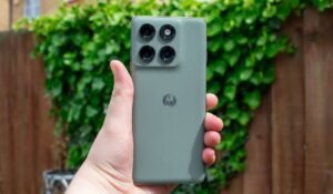 Amazing offer on Amazon! 25% discount available on Motorola Edge 60 Pro, price reduced by ₹ 9,000