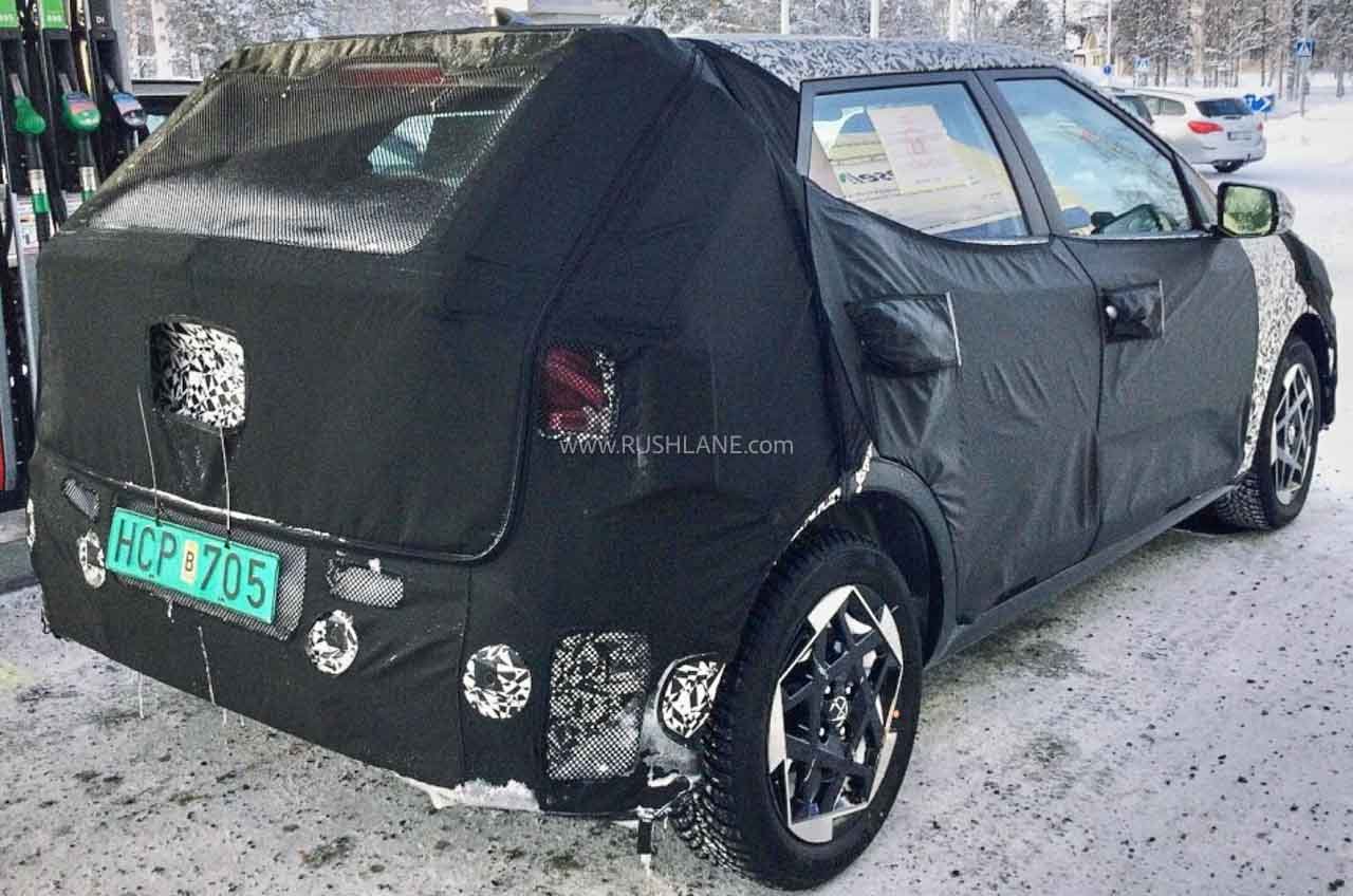 New generation Hyundai i20 spotted testing