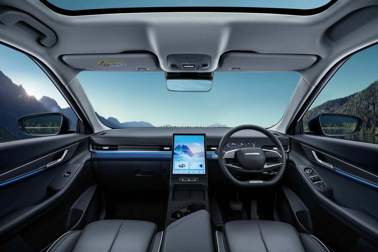 Cherry Jacoo J5 Interior