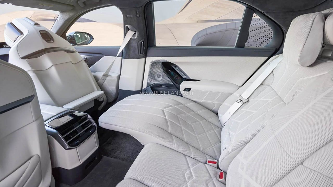 2027 7 series and i7 