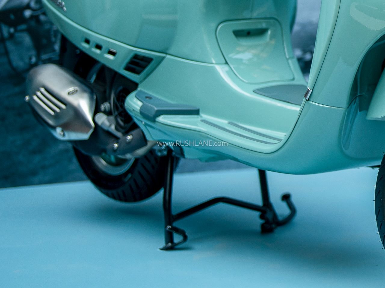 Vespa Tech 80th Special Edition