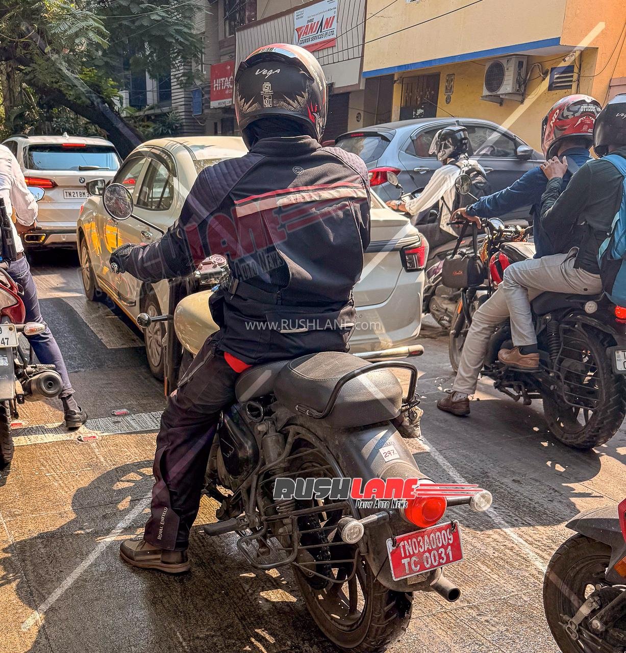 Royal Enfield Classic 350 Flex Fuel spied