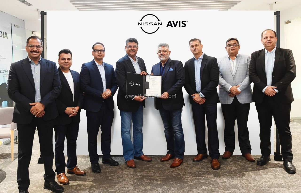 Saurabh Vats, MD, Nissan Motor India, and Aman Nagar, MD, Avis India, announce partnership for leasing and subscription-based solutions