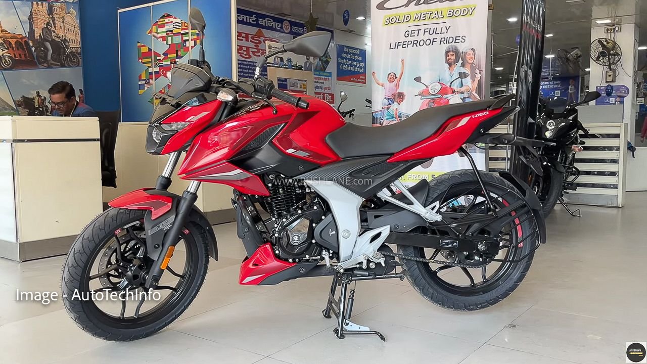 New Bajaj Pulsar N160 Single Seat