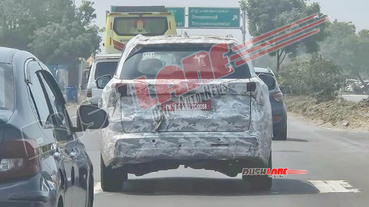 Mahindra XUV7XO spied