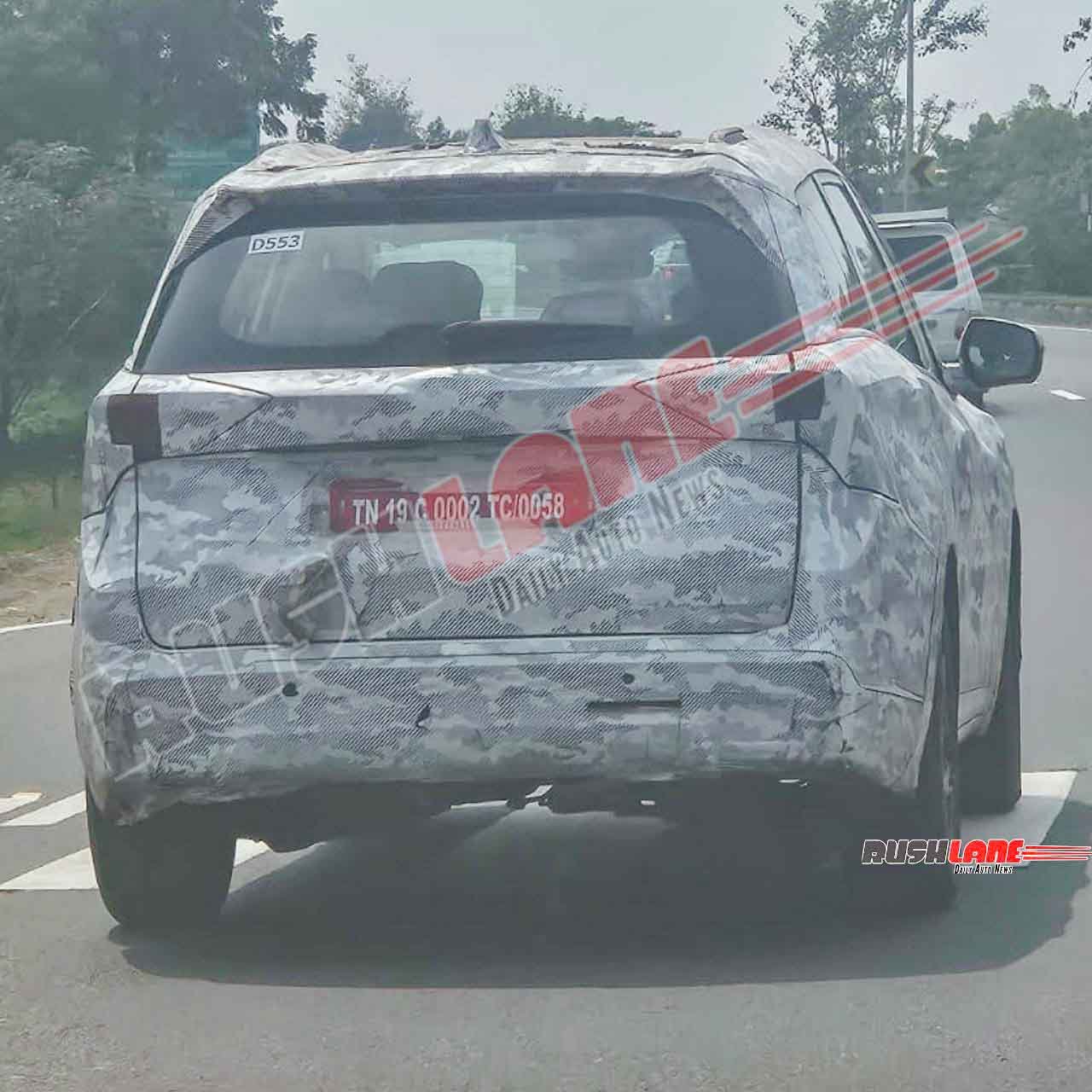 Mahindra XUV7XO spied