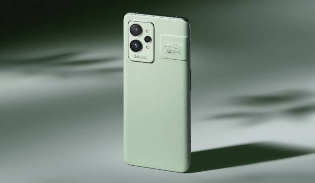 Realme GT 2