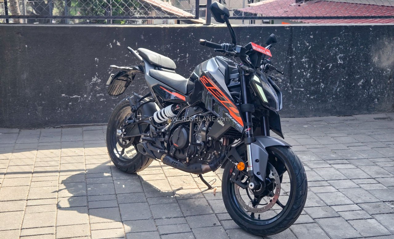 350cc KTM 390 Duke Review