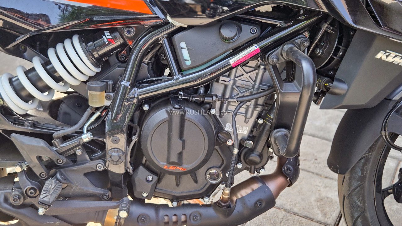 350cc KTM 390 Duke Review