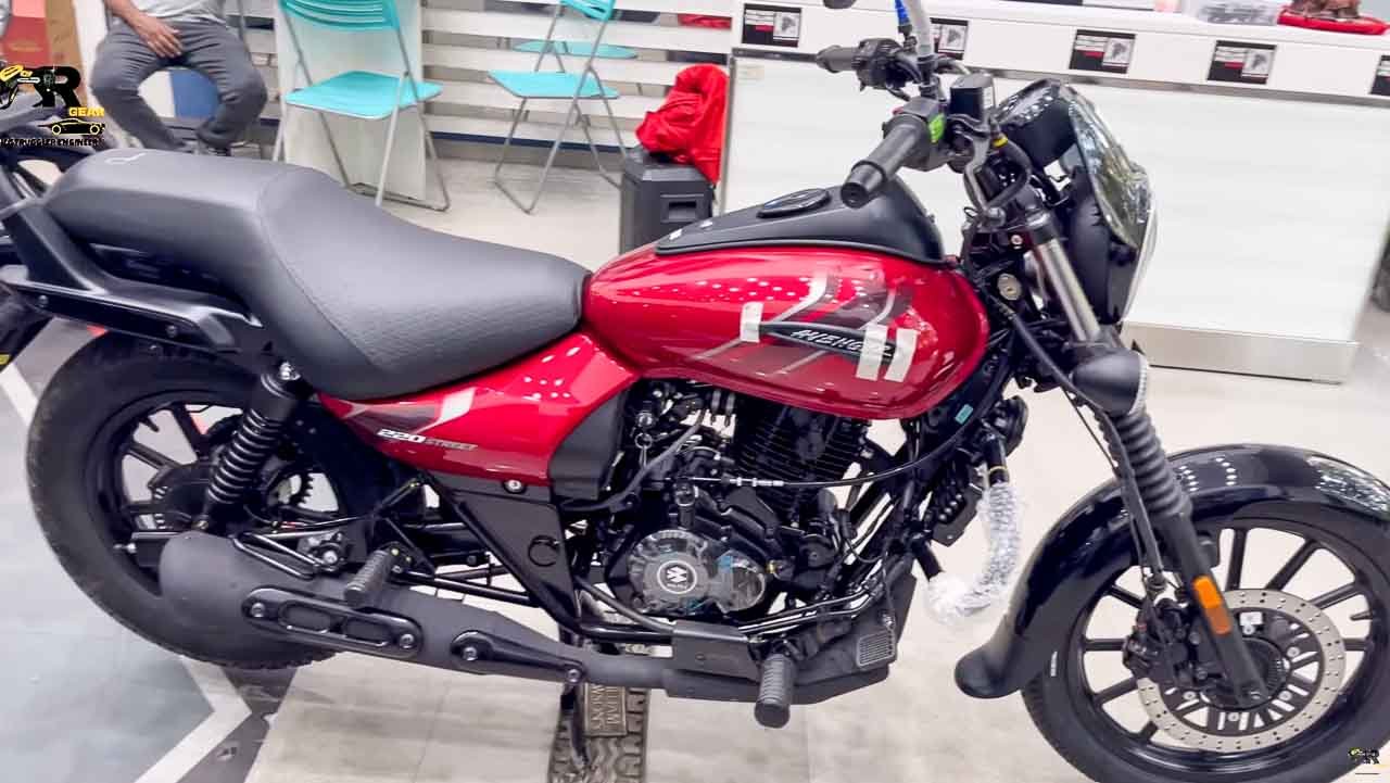2023 Bajaj Avenger 220 Street