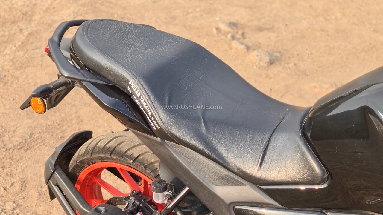 Yamaha FZ Rev Seat