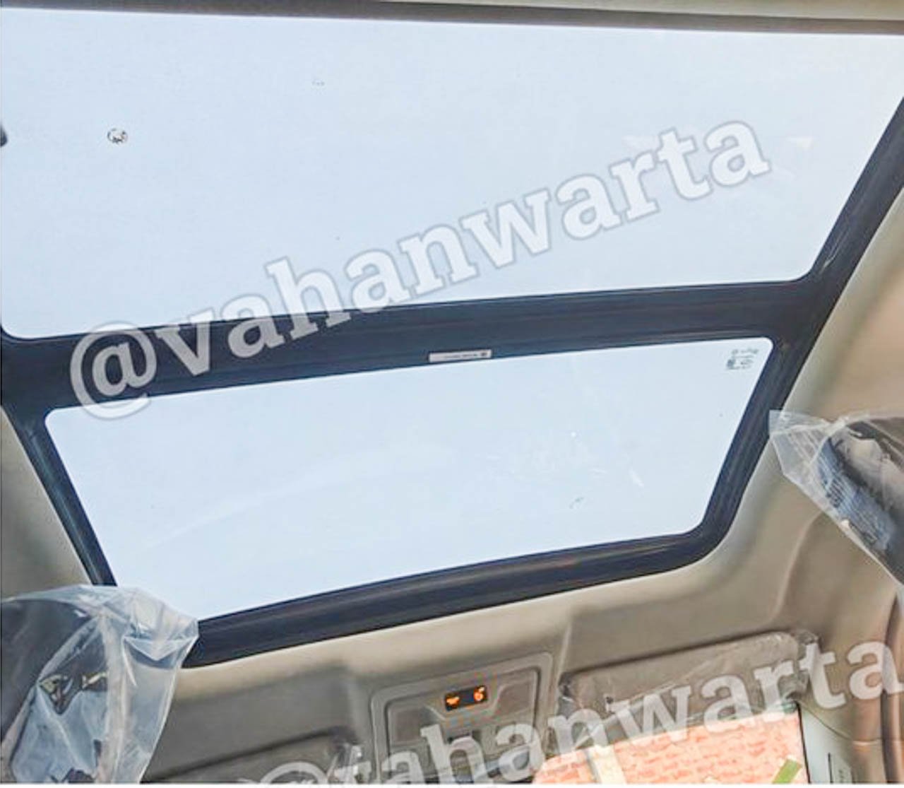 Tata Nexon Pure+ PS interior leaked
