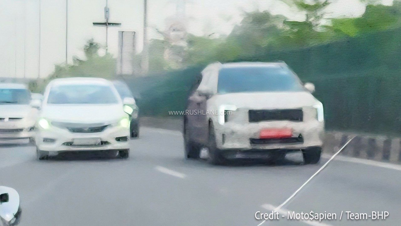 Sorento spied testing in India