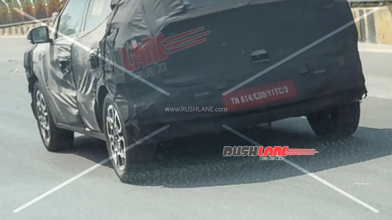 2027 Hyundai Bayon SUV spied for India