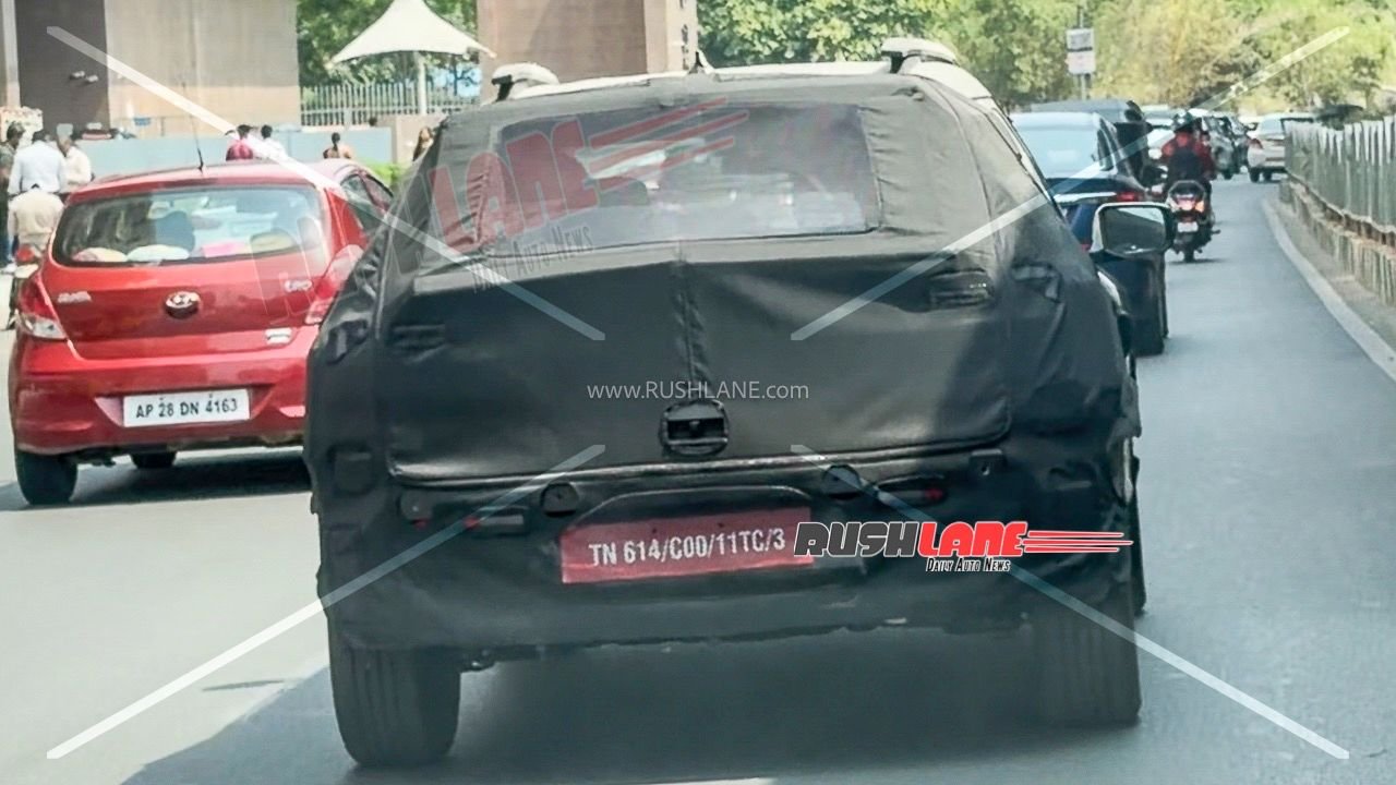 2027 Hyundai Bayon SUV spied for India