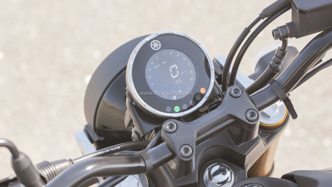 2026 Yamaha XSR155 Launched in Japan – Black Metallic 12