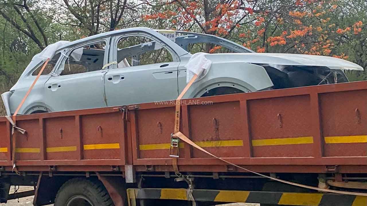 Kia Sorento bodyshell spied