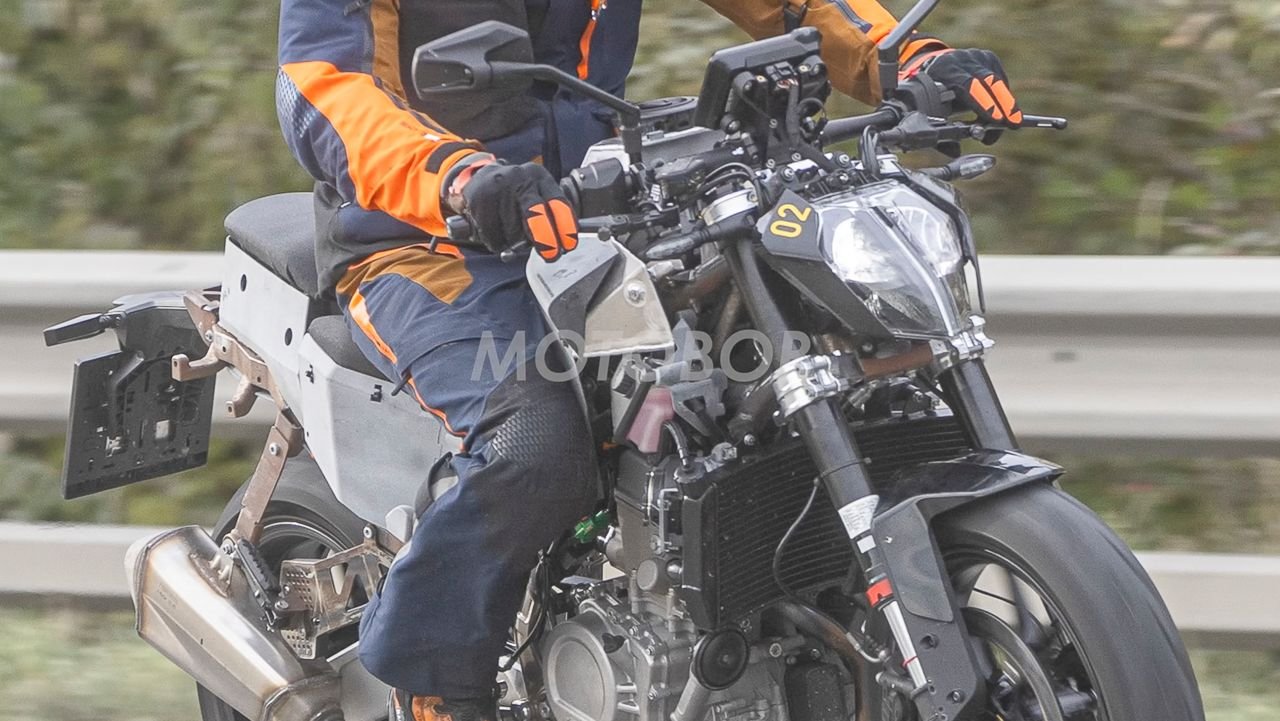 2027 ktm 490 duke