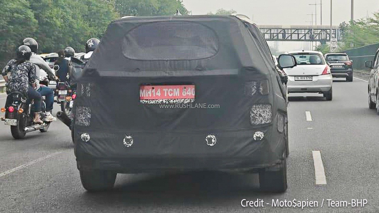 Kia Sorento spied testing in India