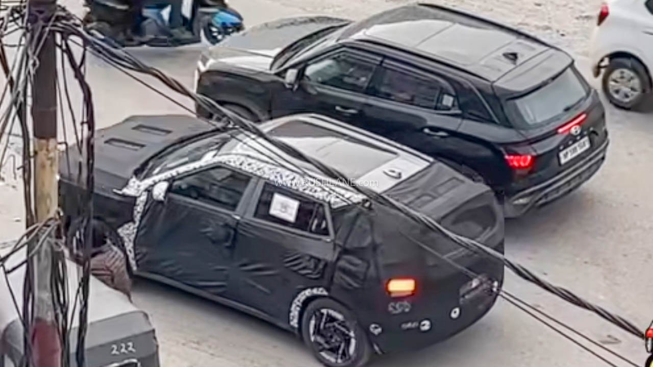 The new Hyundai Creta seen next to the old Creta