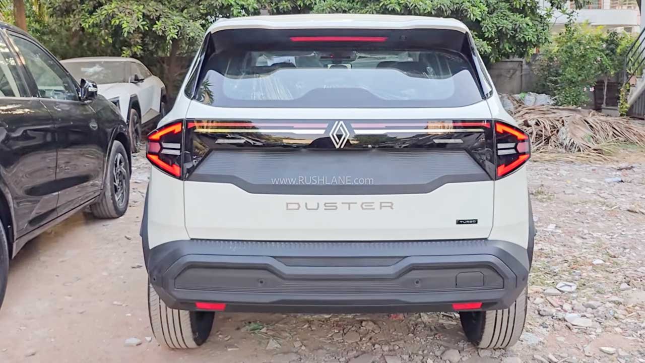 Renault Duster Authentic Base Variant