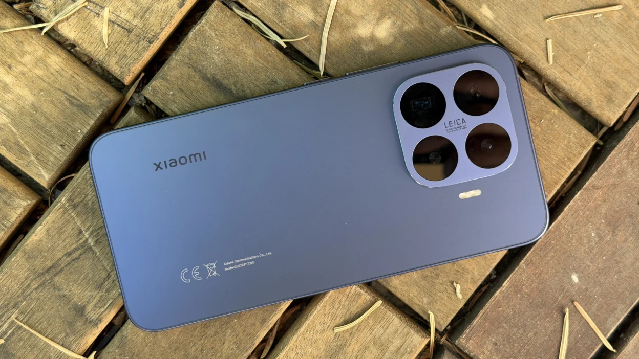 Xiaomi 17T blue color