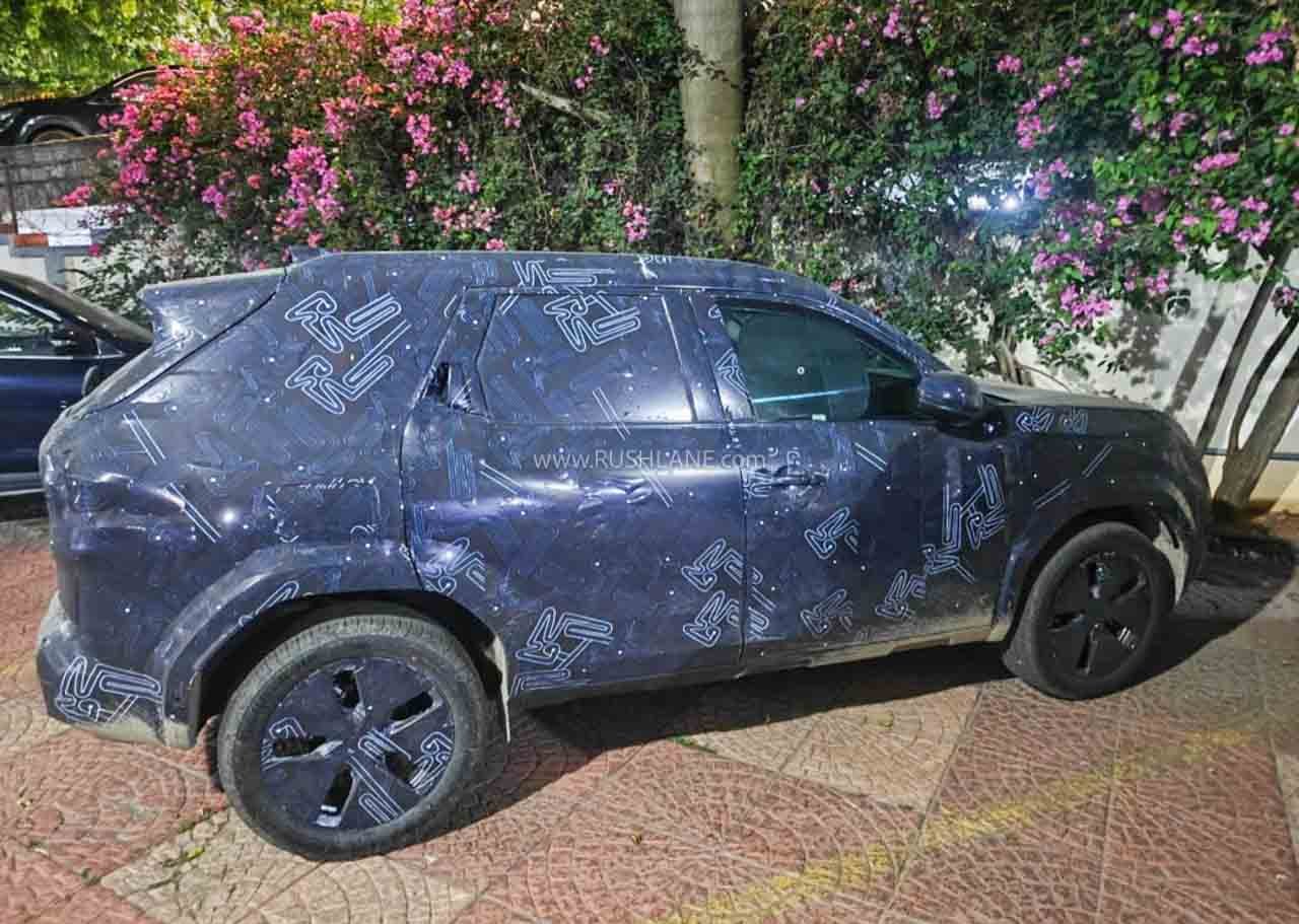 Nissan Tecton spied in final testing: Credits - Reddit