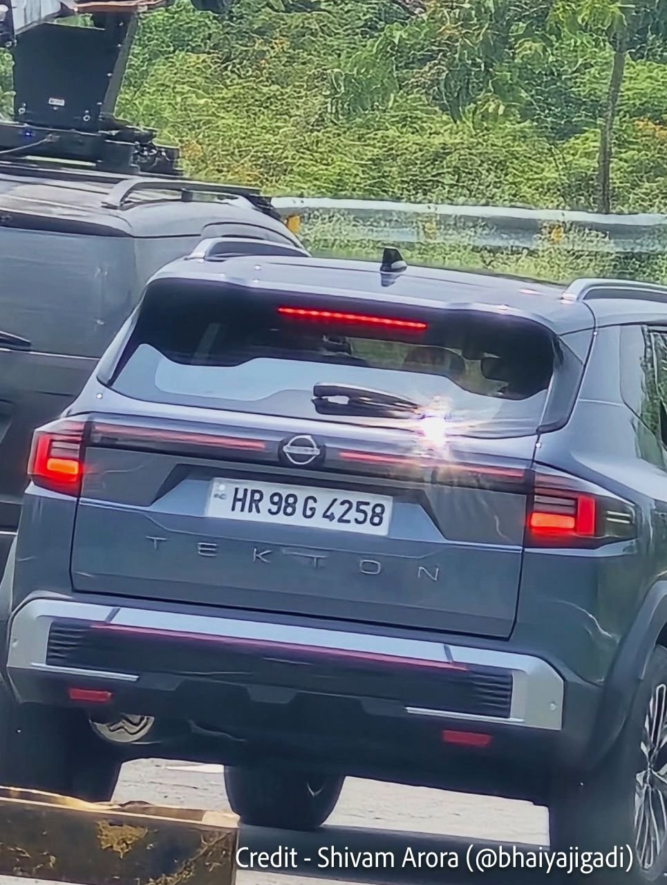 Nissan Tecton rear design spied