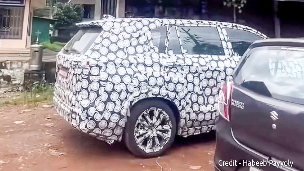 2027 Toyota Innova HighCross facelift spied