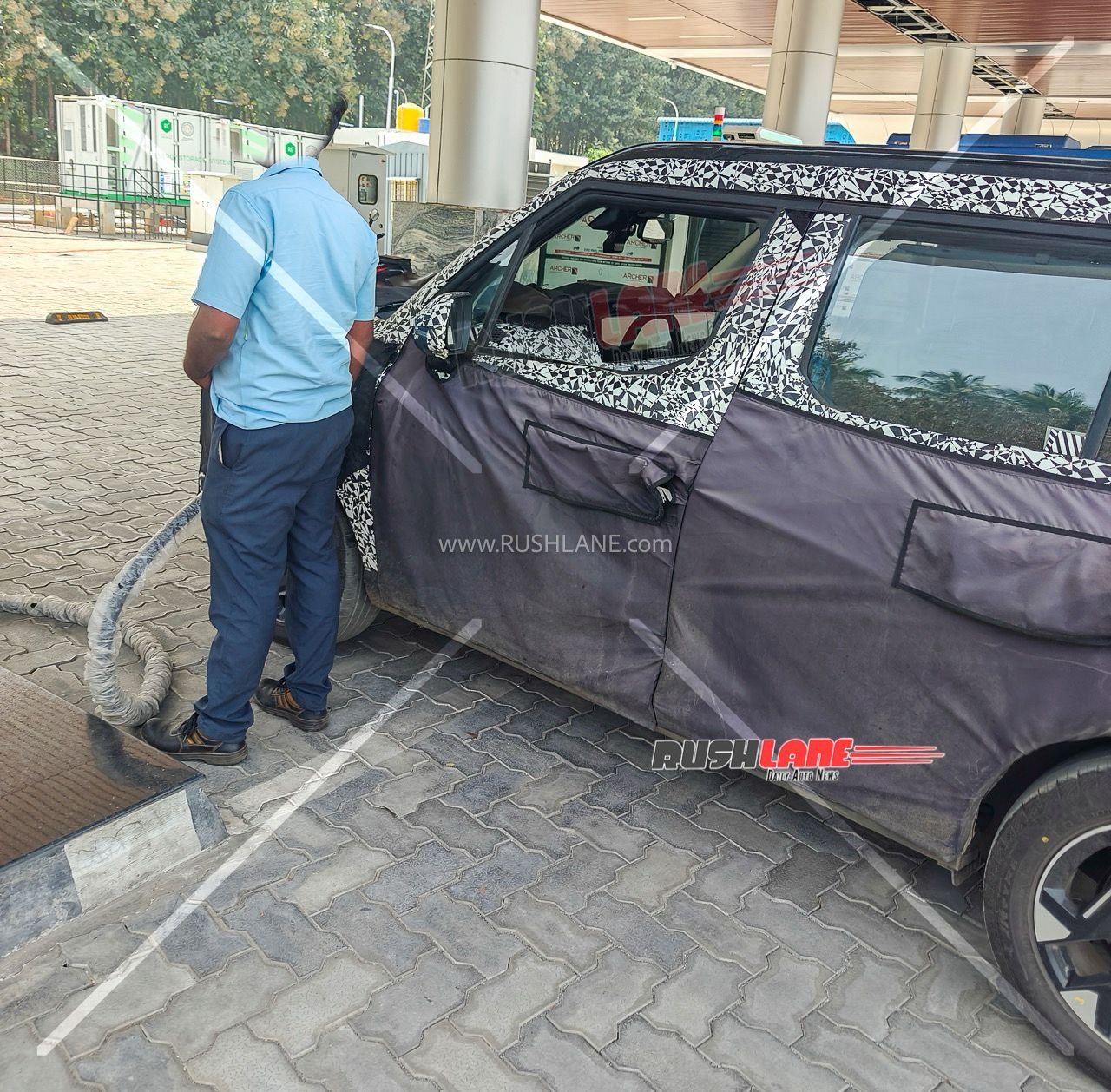 New Kia Ciros EV spied