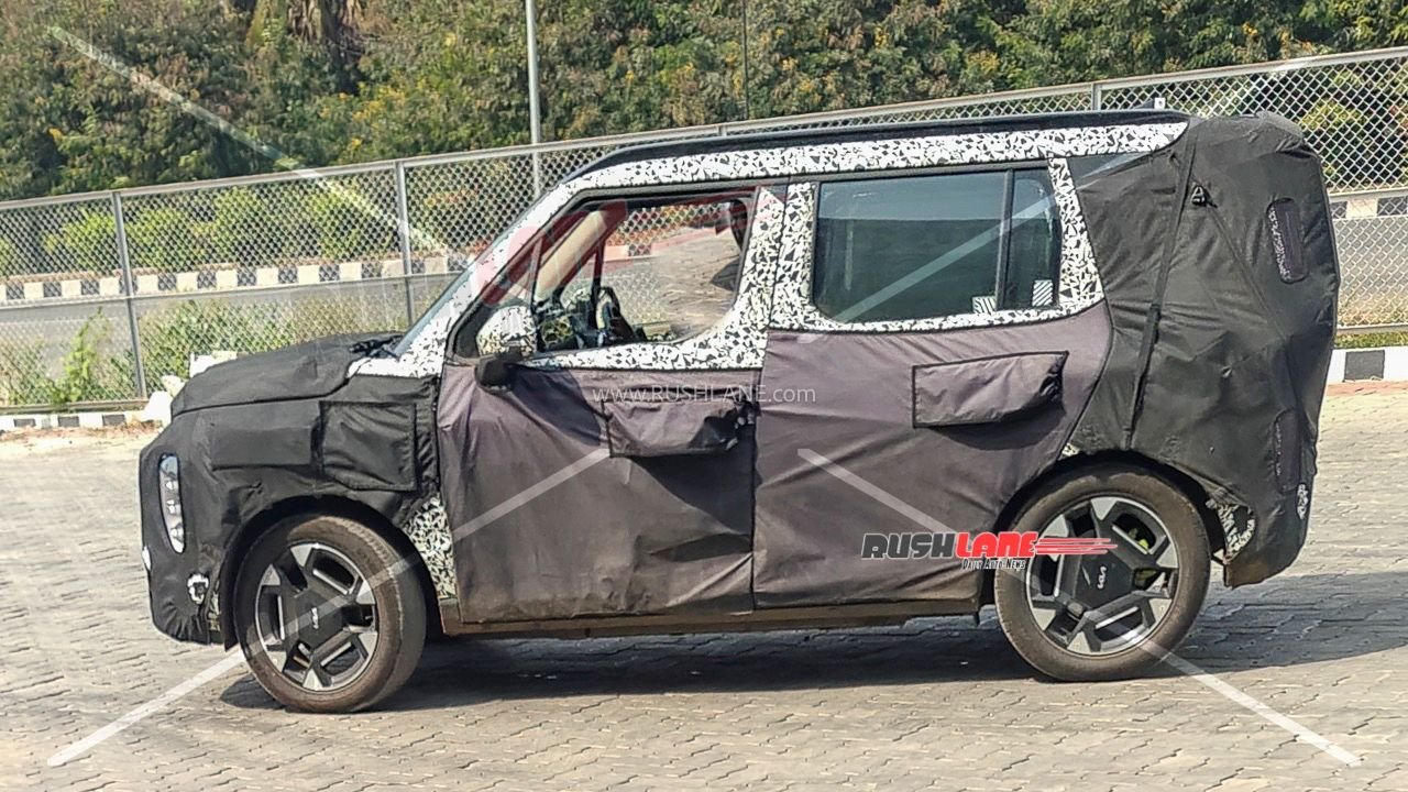 New Kia Ciros EV spied